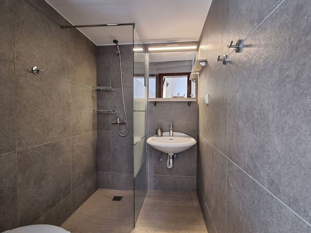 Melas Apartments
