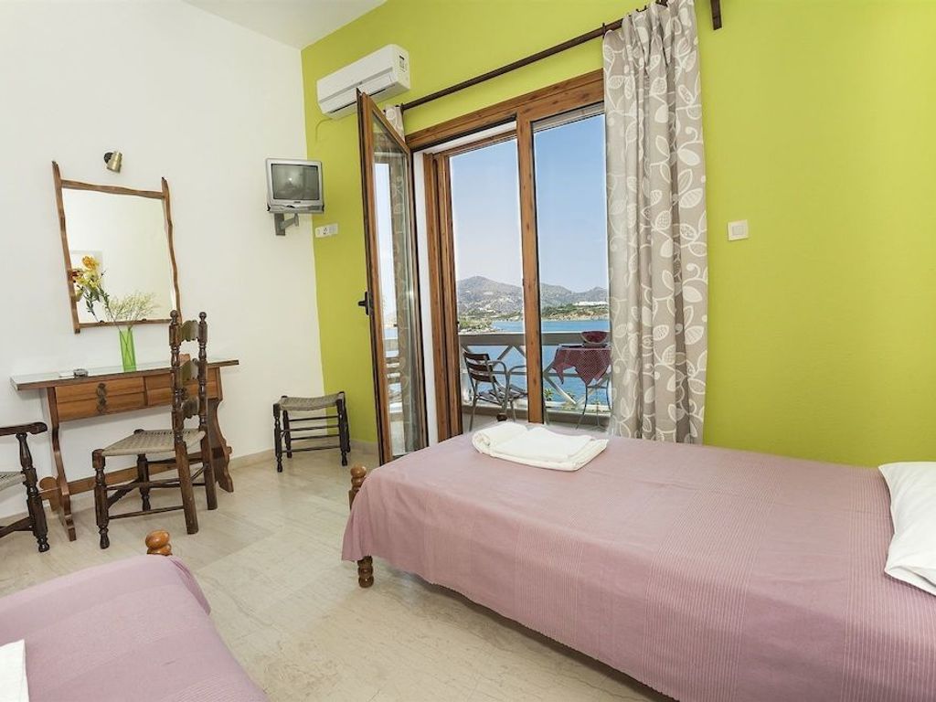 Melas Apartments