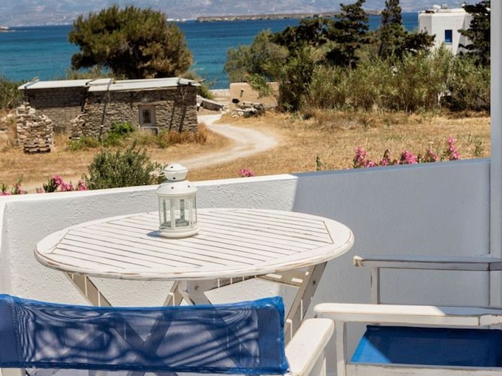 Tarsa Studios & Apartments
