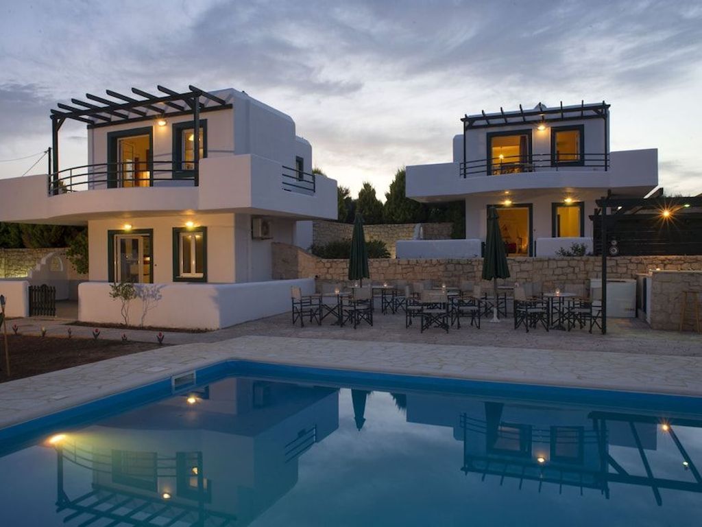 Cavo Plako Villas