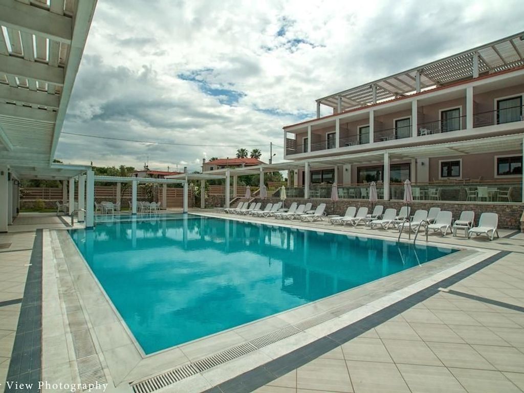 Arty Grand Hotel