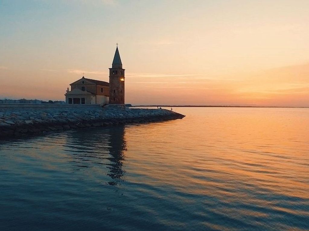 Marina Palace Hotel