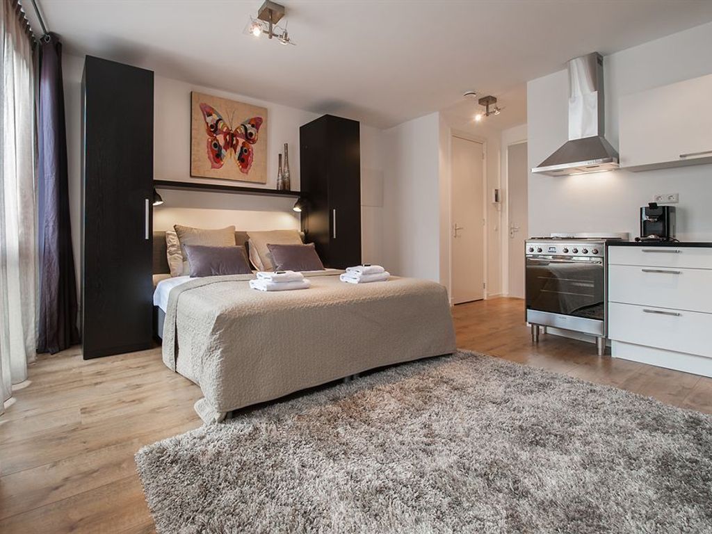 Sarphatipark Apartments