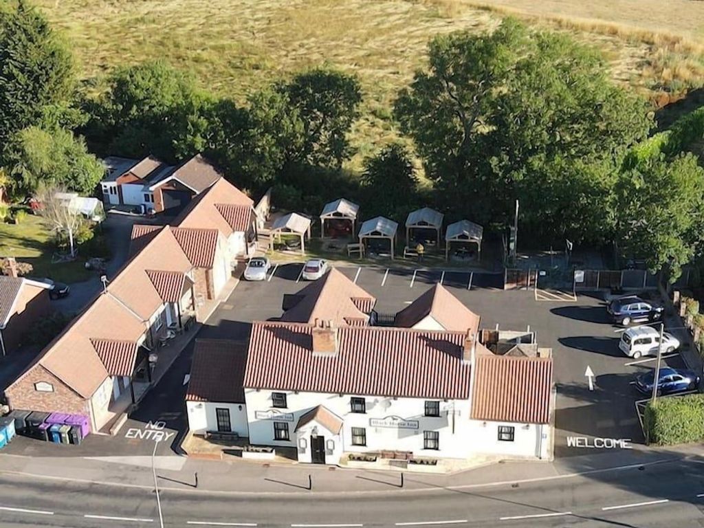 The Black Horse Inn