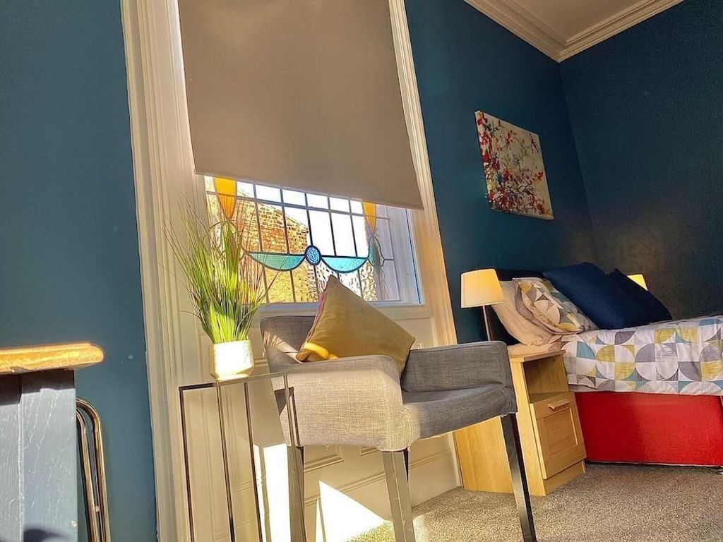 Grosvenor Place Guest House