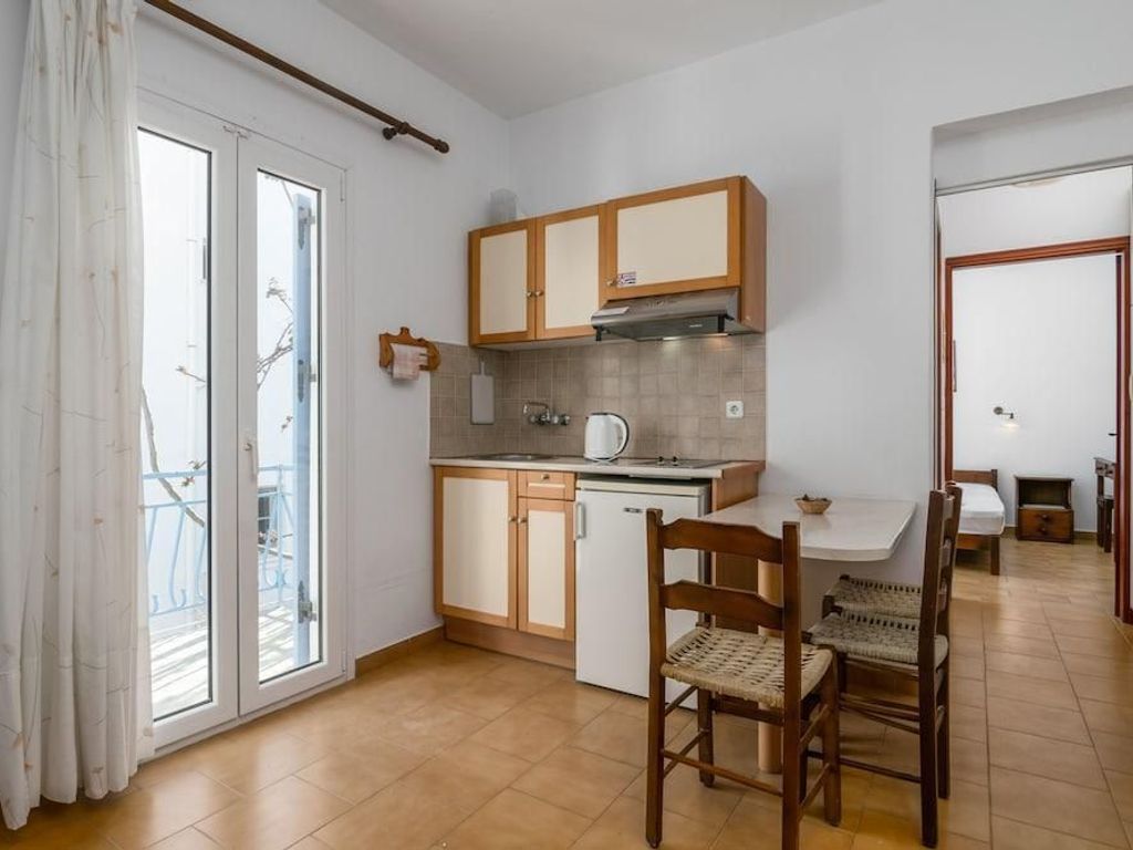 Tilemachos Rooms & Studios
