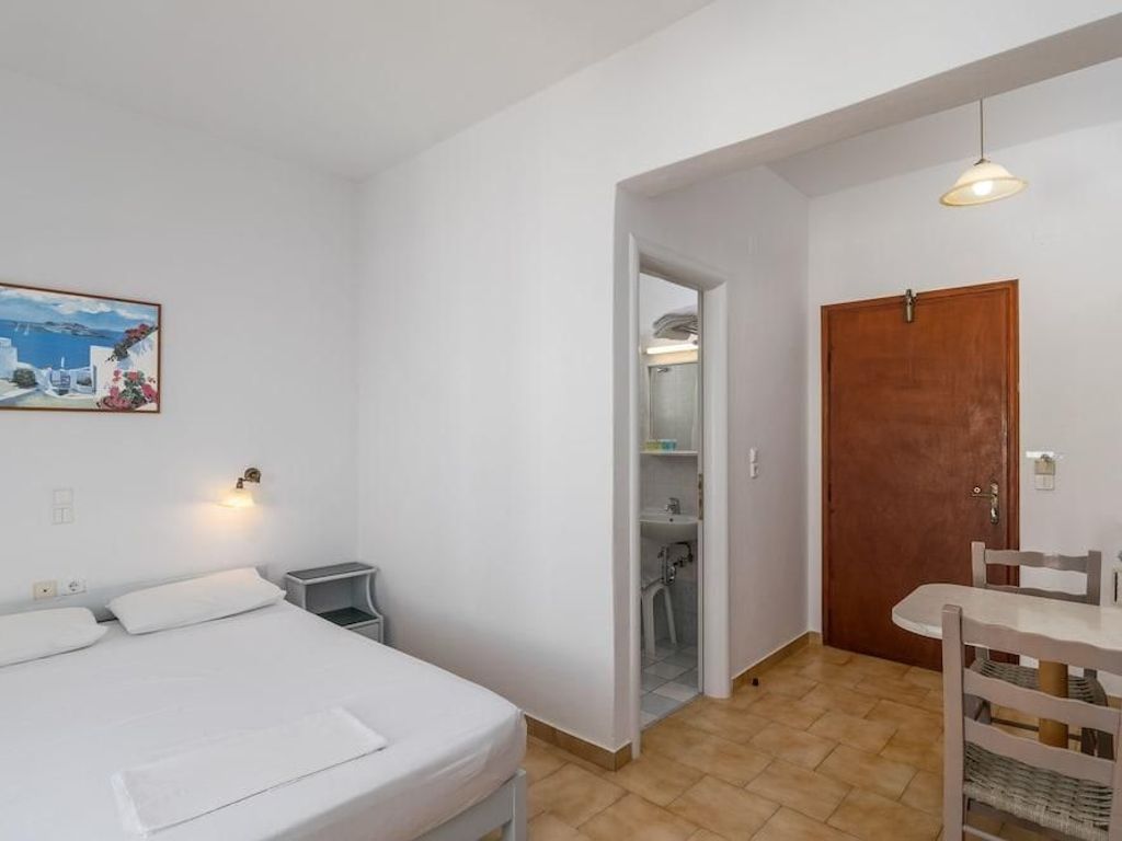 Tilemachos Rooms & Studios