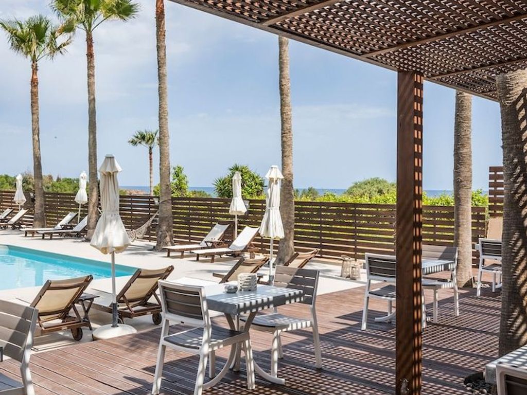 Sea View Hotel & Apartments