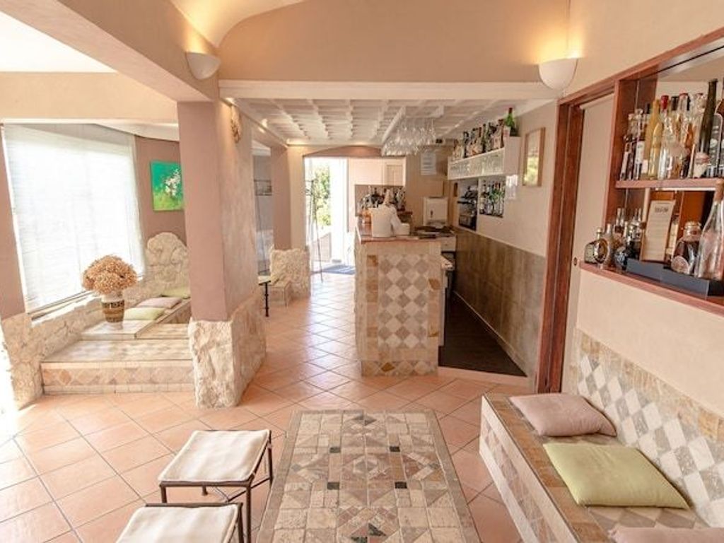 Private Hotel - Adults Only