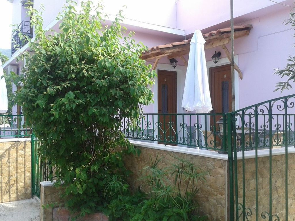 Vassilis Studios
