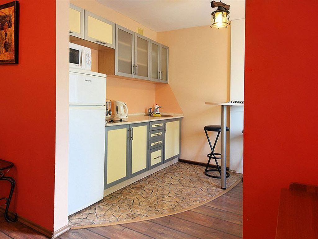 Lesi Ukrainki Studio Kiev Apartment