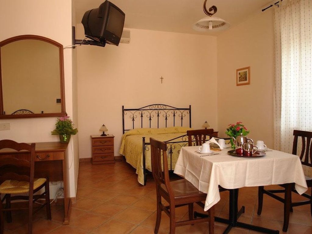 La Grevillea