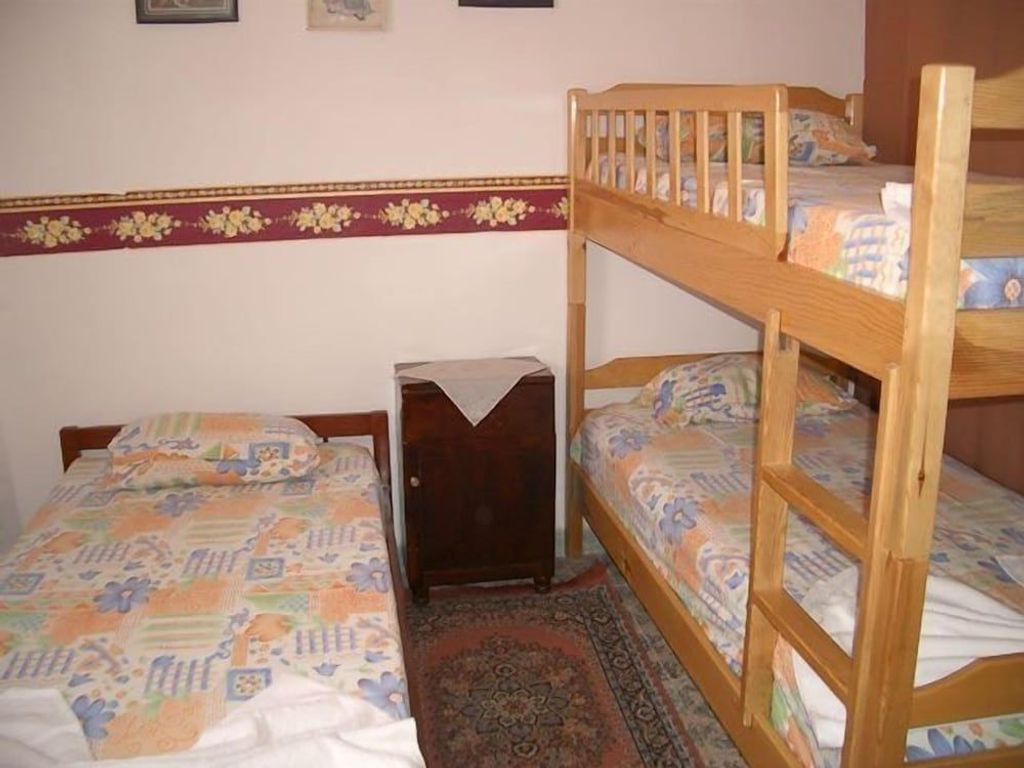 Duygu Pension