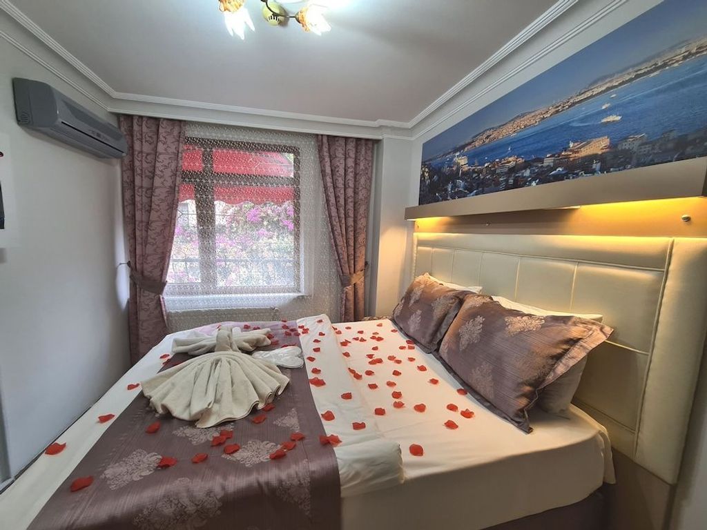Oceans 7 Hotel