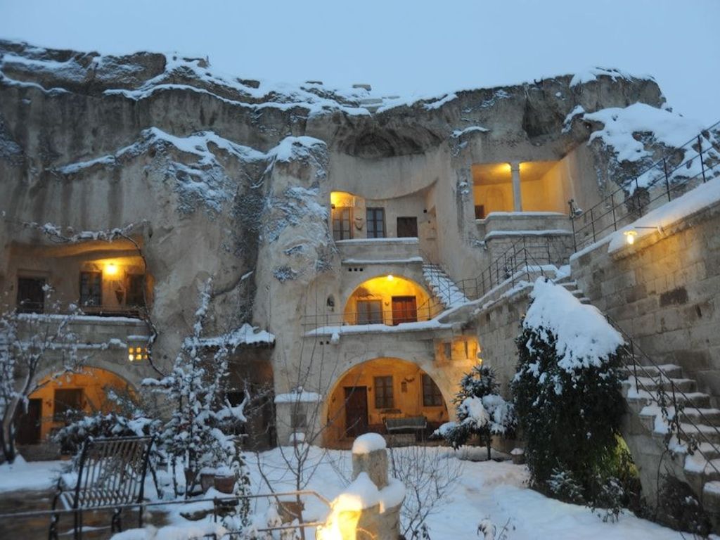Elkep Evi Cave Hotel