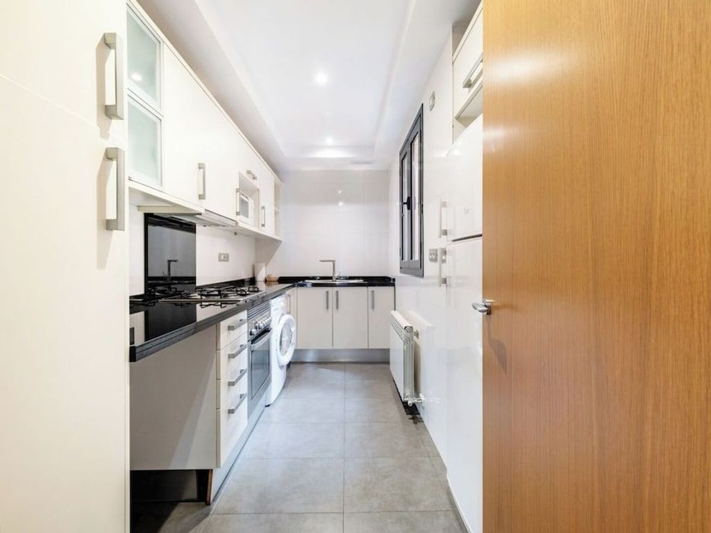 AinB Sagrada Familia Apartments