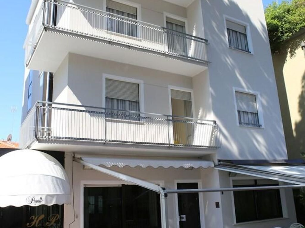 Hotel Pigalle