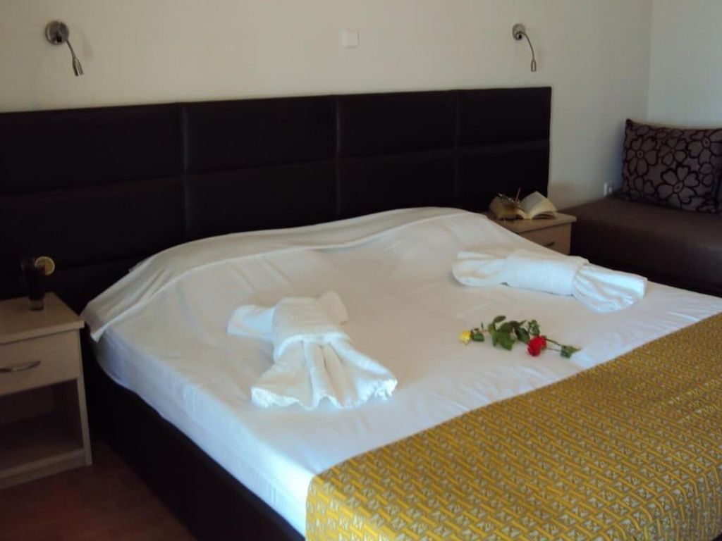 Aitheron Hotel Air Park