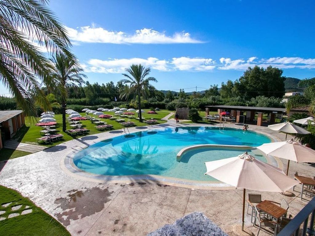 Alma Resort