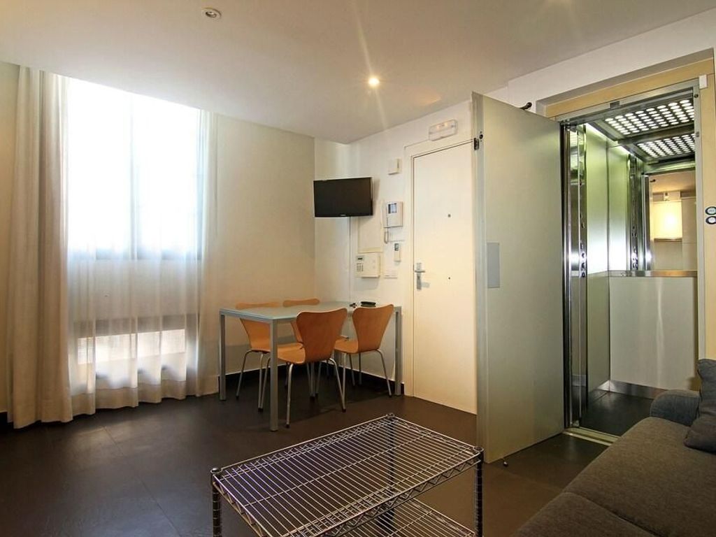 Picasso Apartments