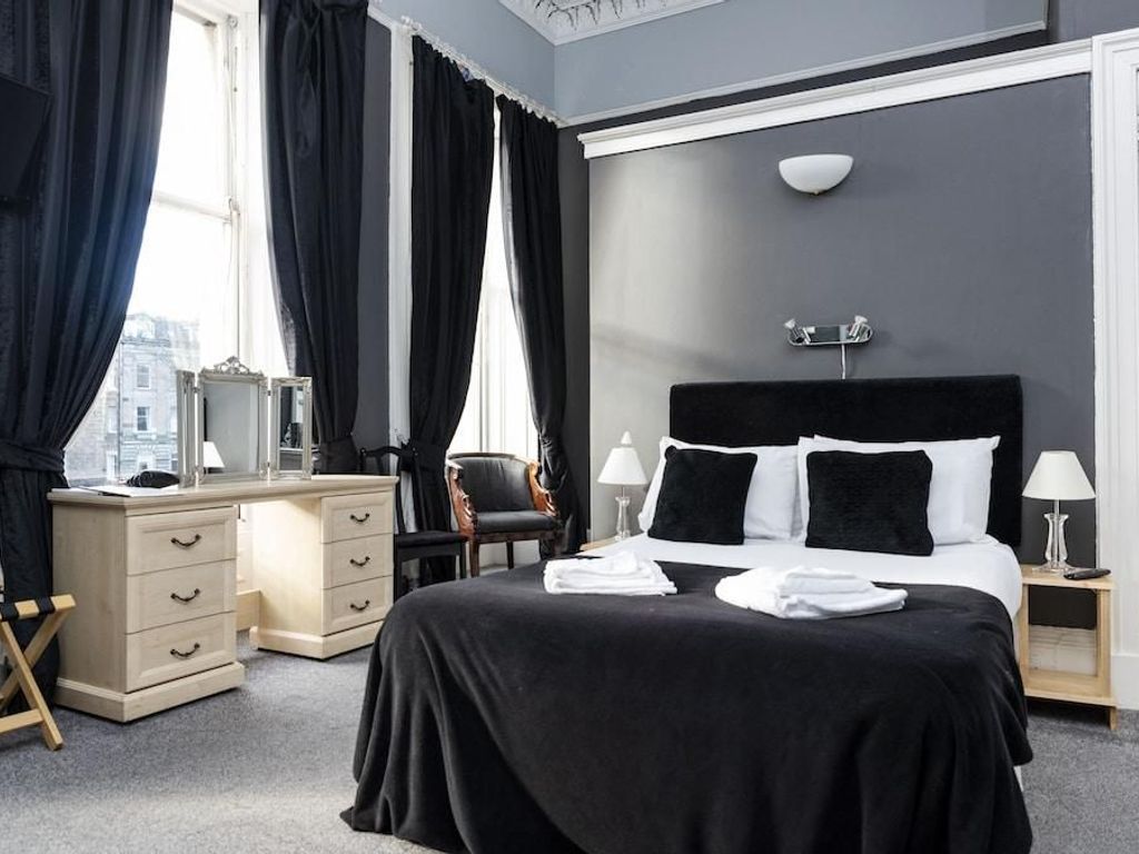 Claremont Guesthouse