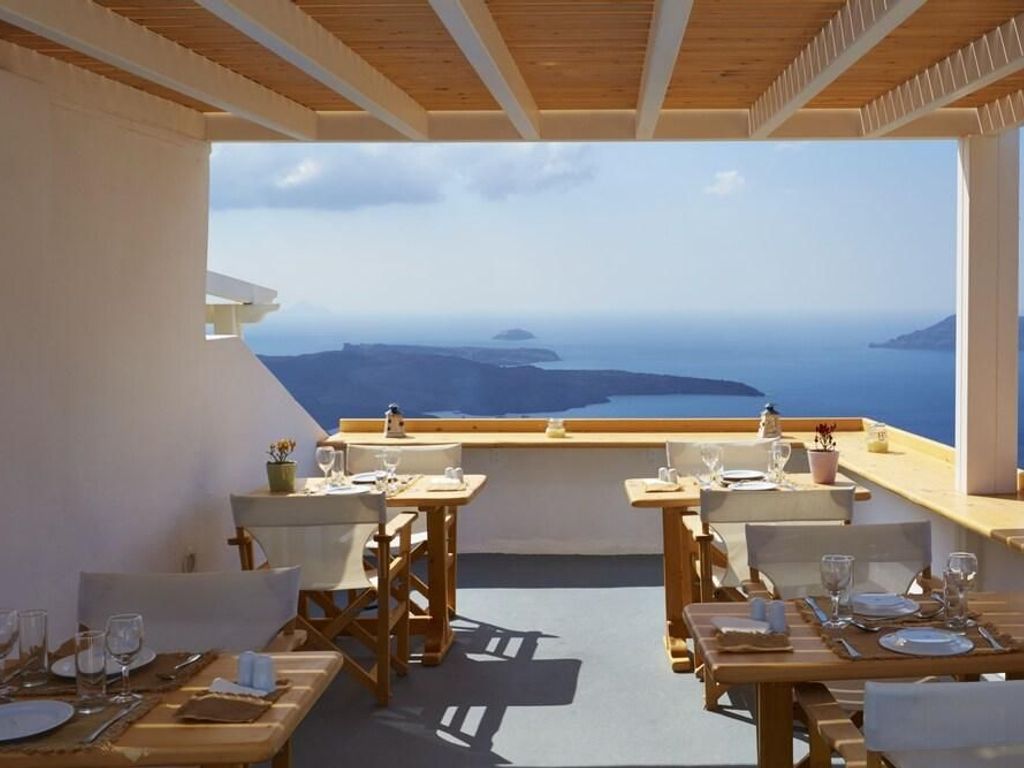 Ira Hotel & Spa