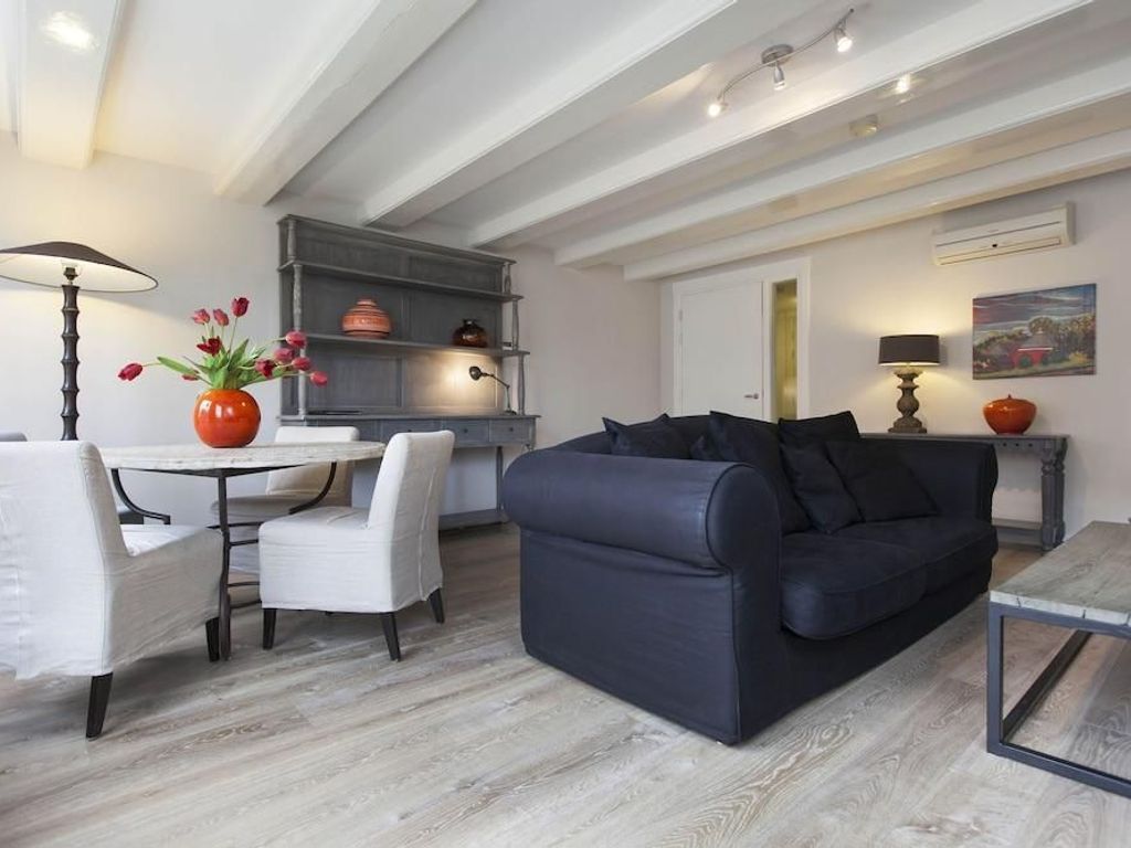 Lex Apartments