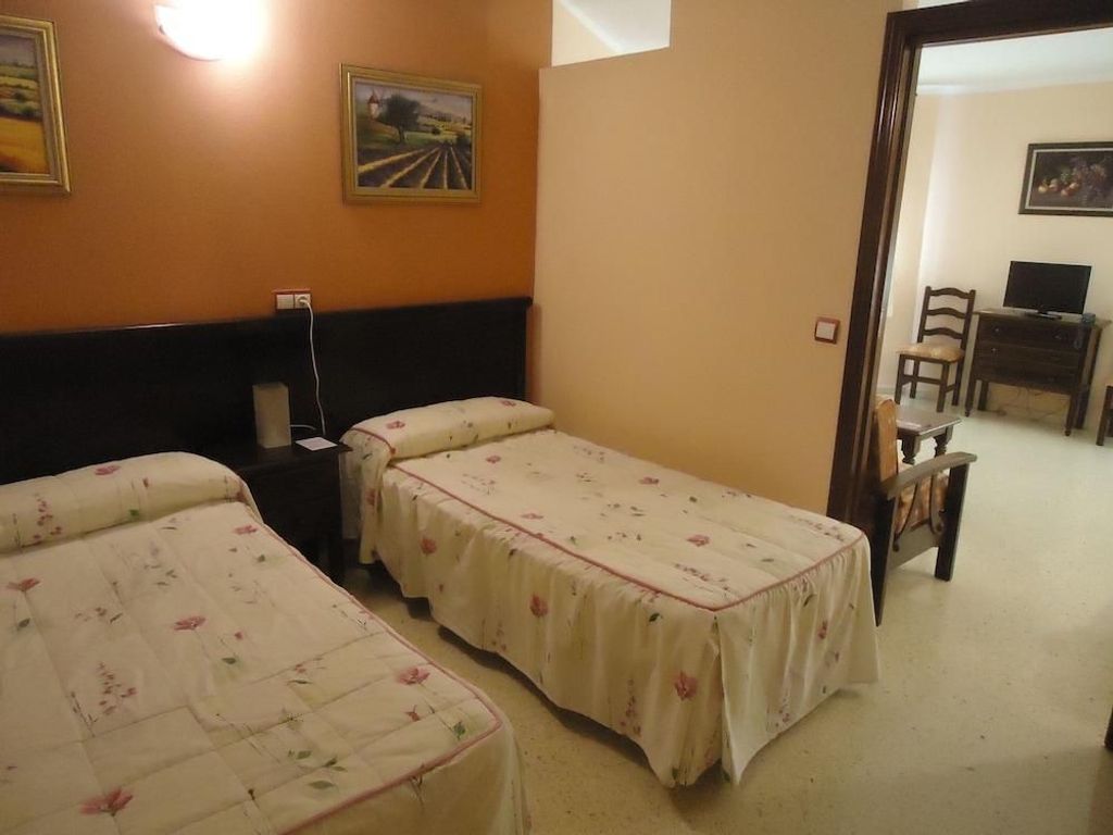 Hotel Avenida JC