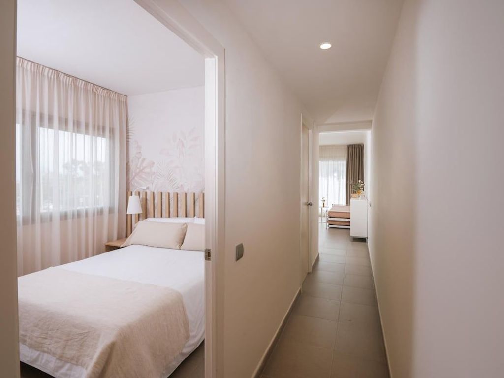 Castellmar Apartments