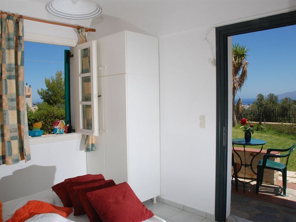 Golden Valantine Apartments