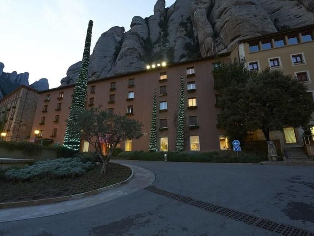 Hotel Abat Cisneros