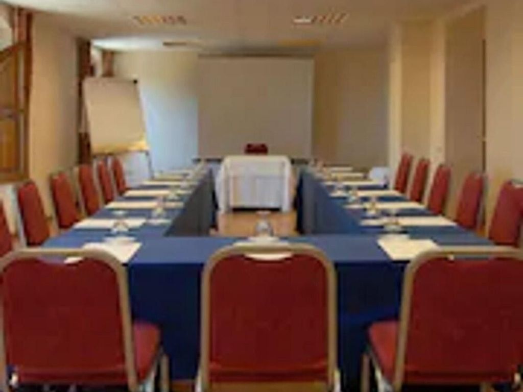 Hotel Abat Cisneros