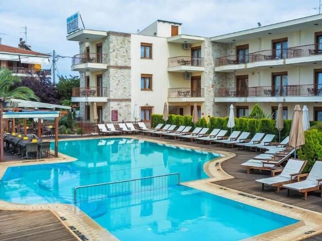 Nereides Hotel