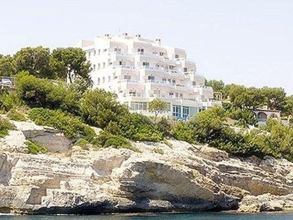 Apartamentos Globales Cala Viñas