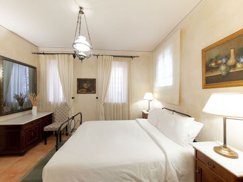 Nafsimedon Hotel