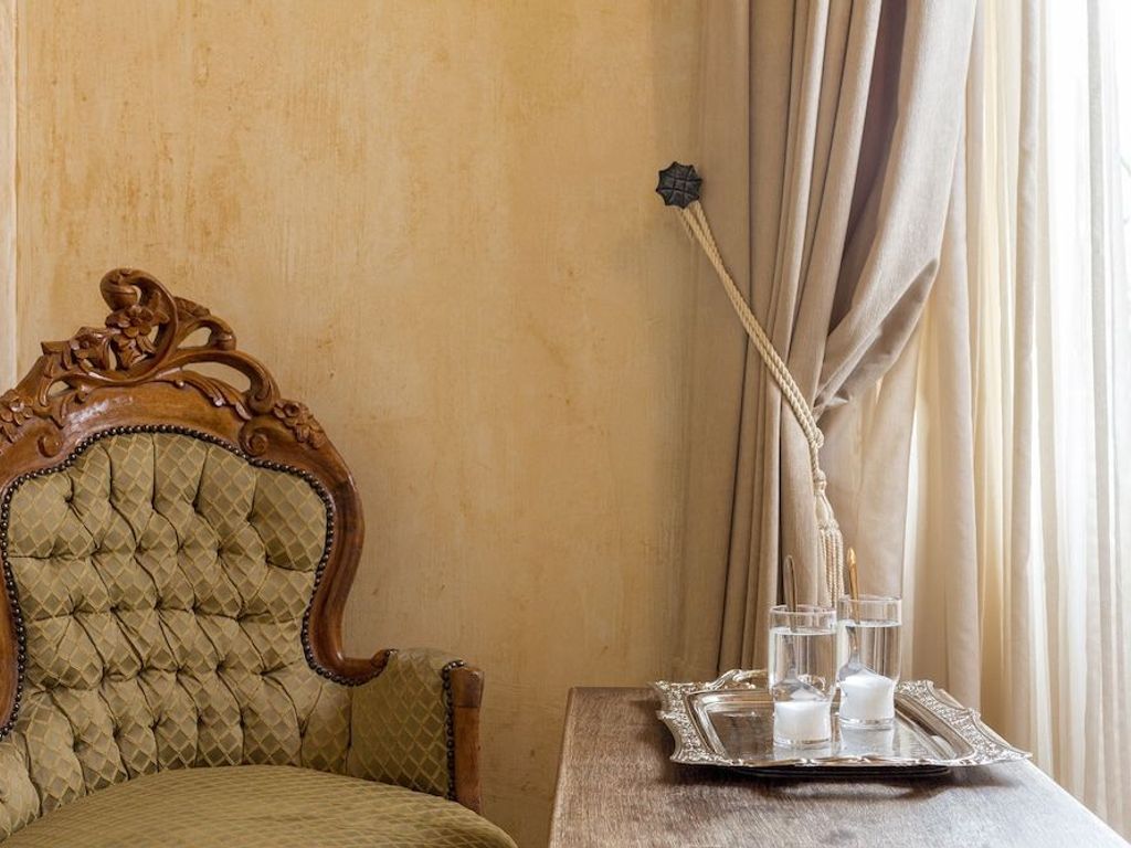 Nafsimedon Hotel
