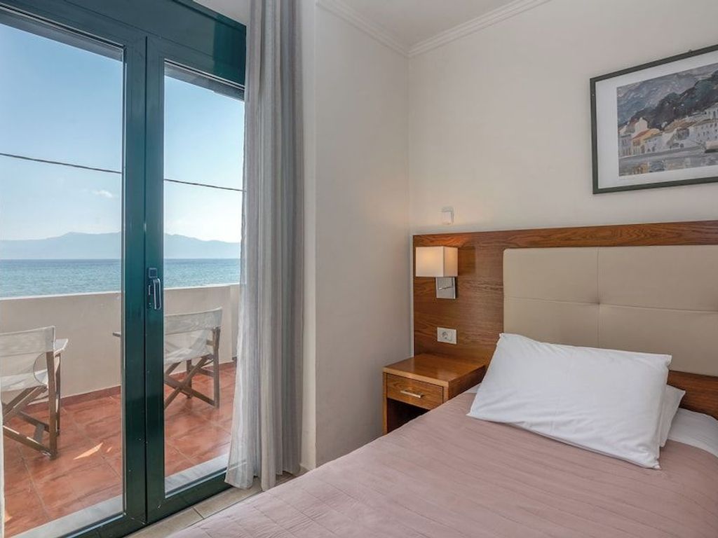 Christina Beach Hotel