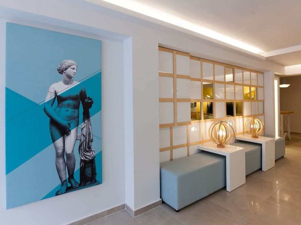 Frini Hotel