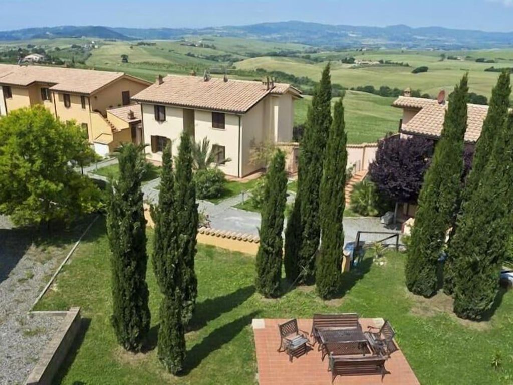 Borgo di Pomaia