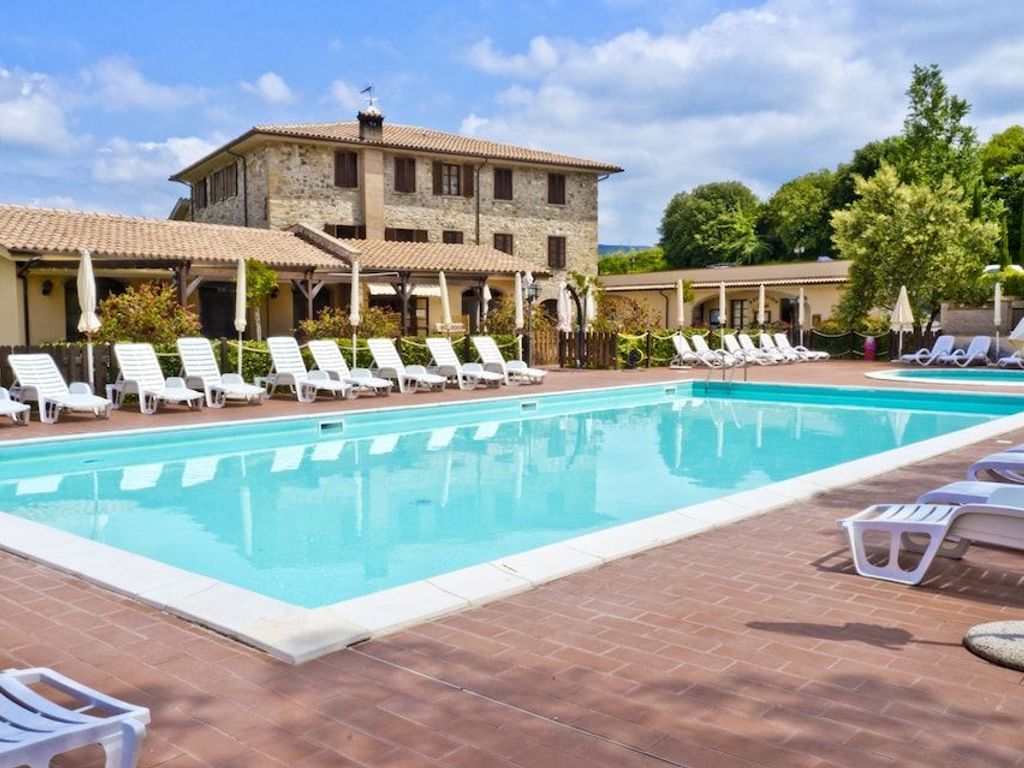 Borgo di Pomaia
