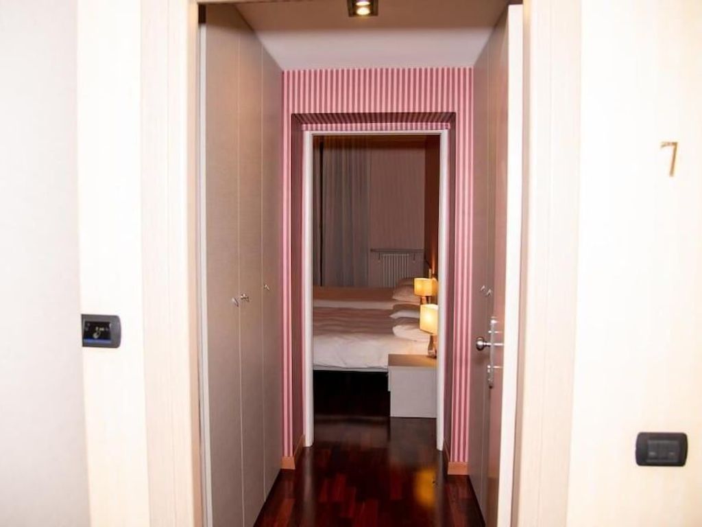 Hotel Italia 30