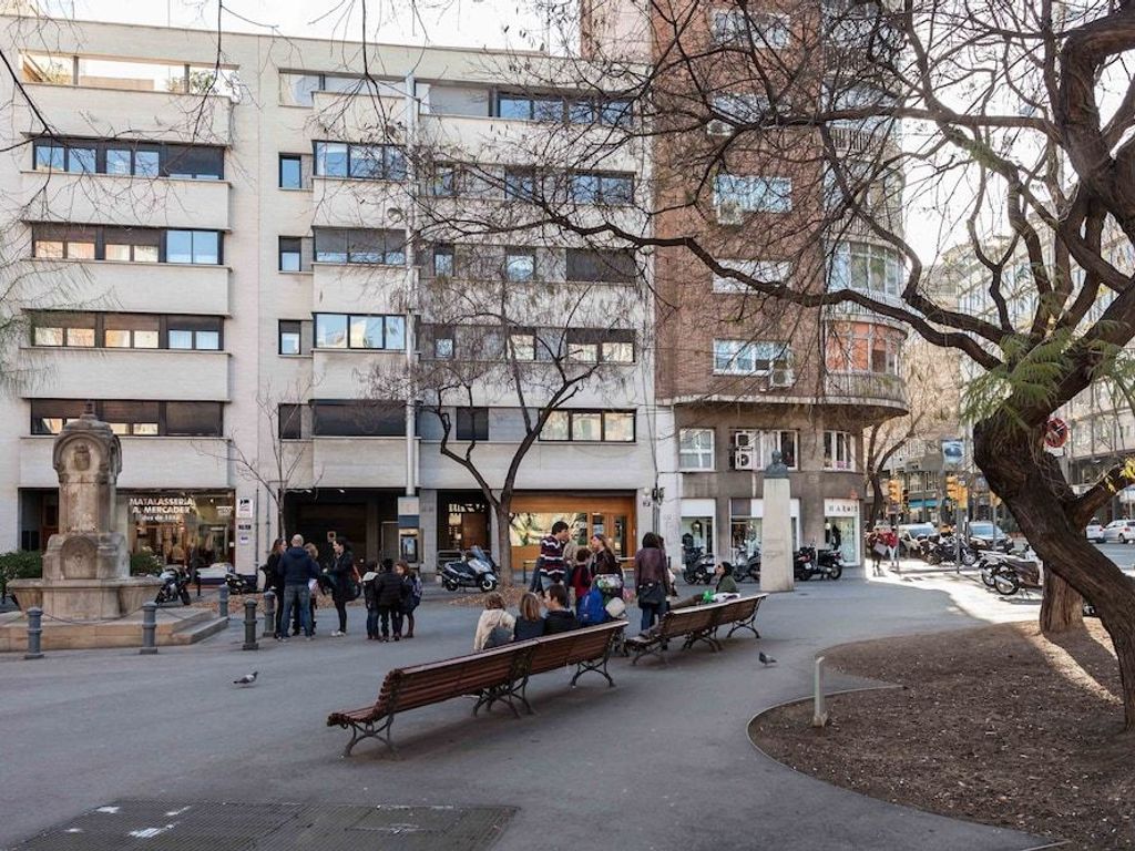 Via Augusta Apartments