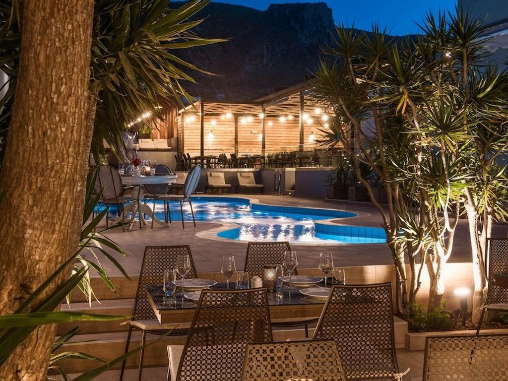 Indigo Suites Collection Adults Only.