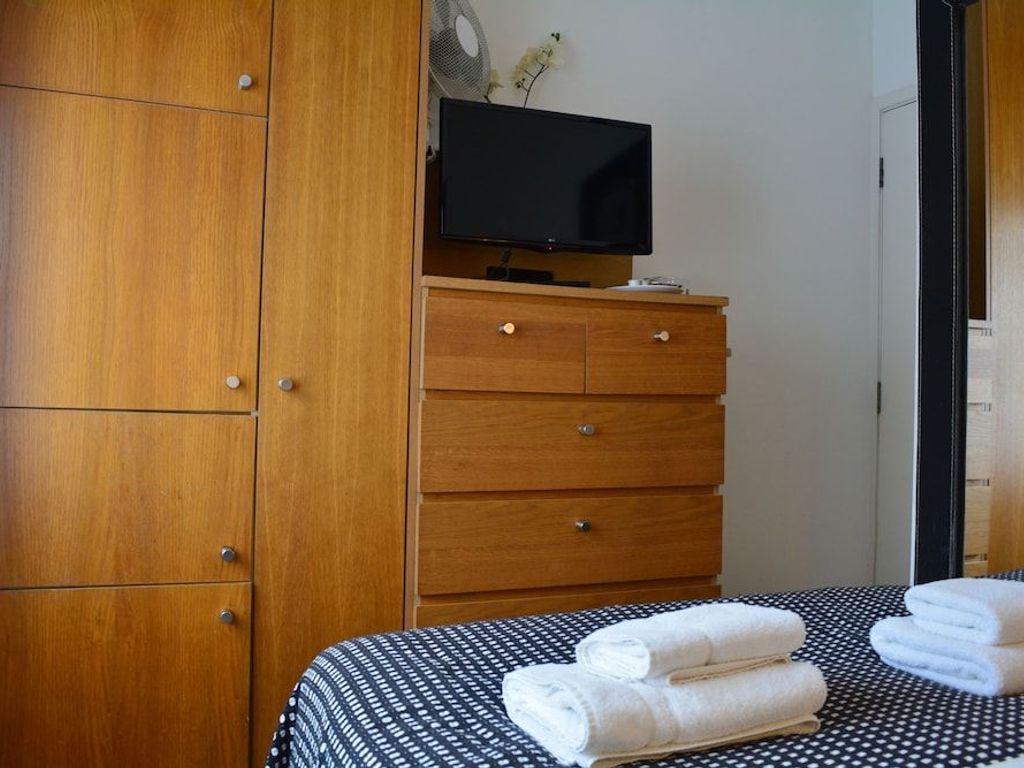 Studios 2 Let North Gower