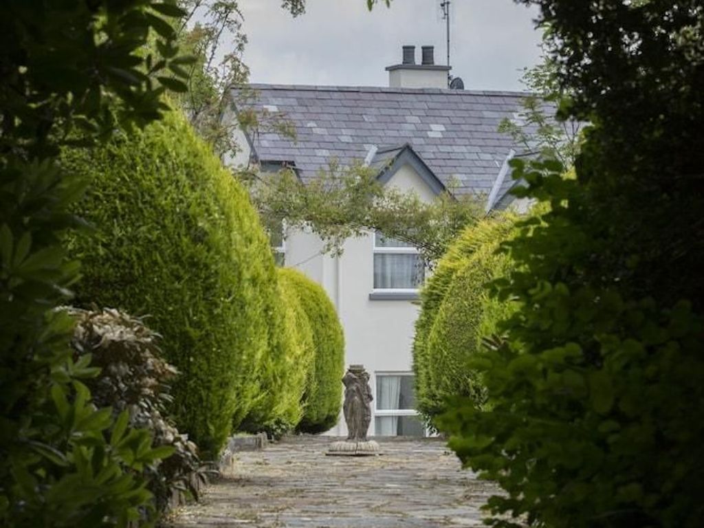 Woodhill House