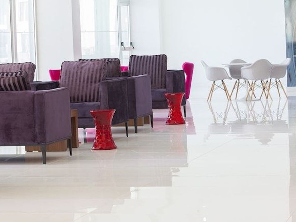King Evelthon Beach Hotel & Resort