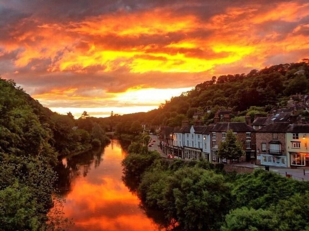 Ironbridge View Townhouse