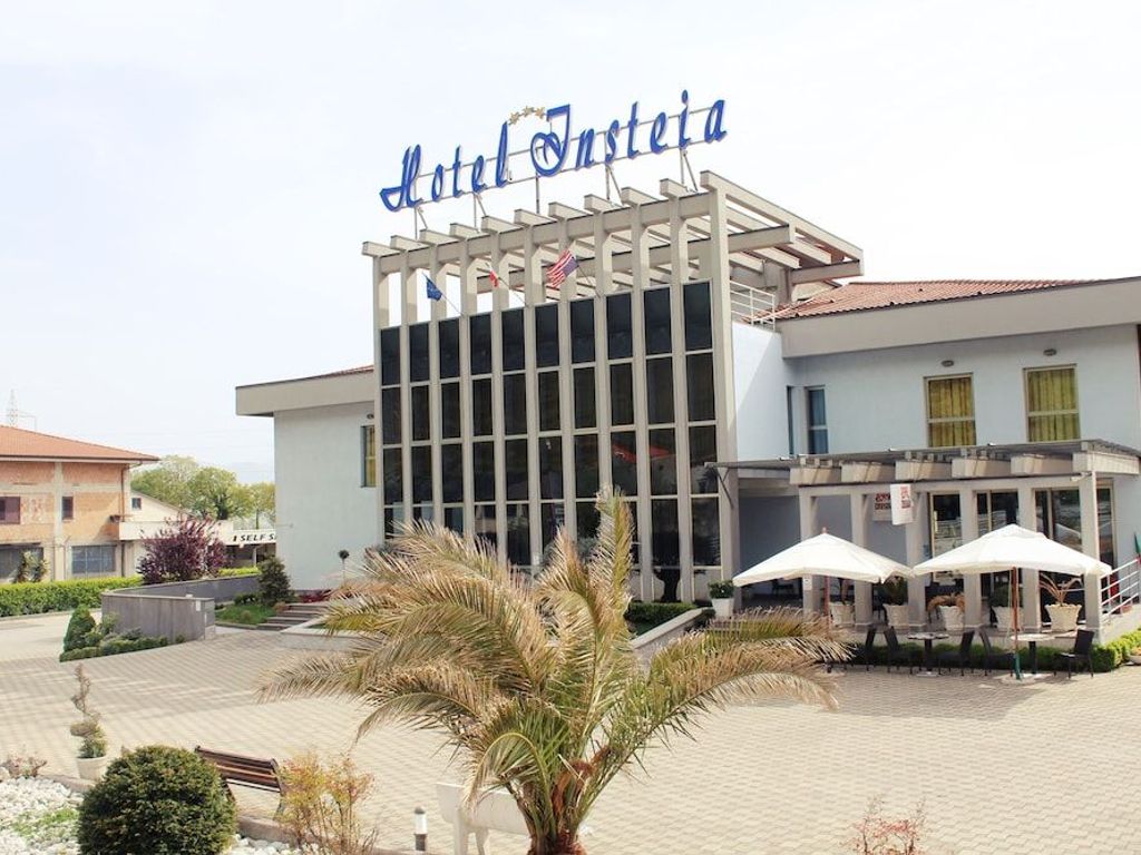 Hotel Insteia