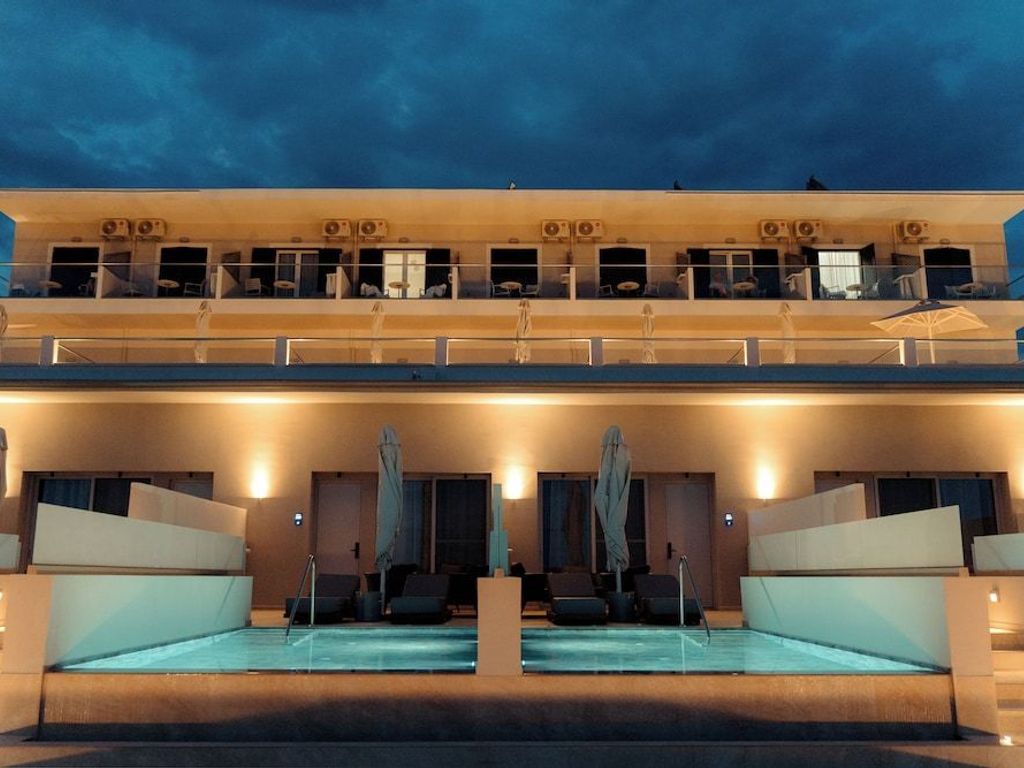 Limanaki Hotel