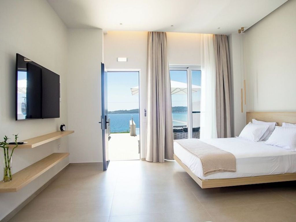 Limanaki Hotel